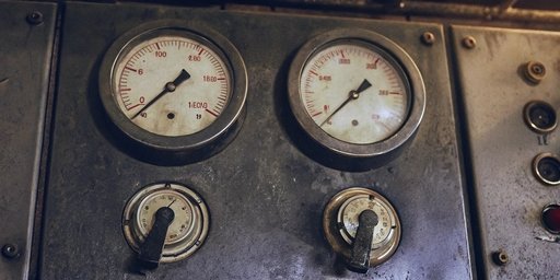PU Machine Temperature and Pressure Temperature and pressure gauges on a PU machine