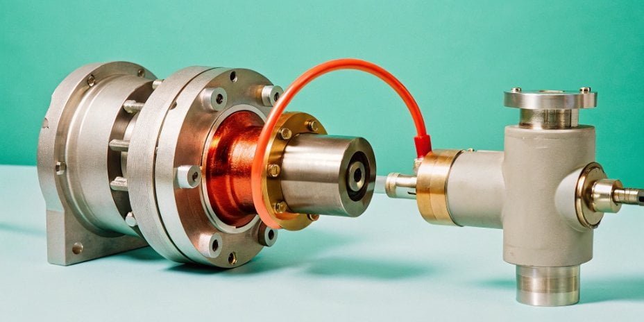 Features of a High-Pressure Foaming Machine A detailed view of a high-precision metering pump with magnetic coupling