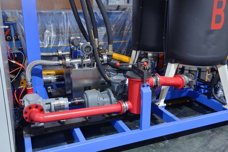 Low-Pressure Foaming Machine