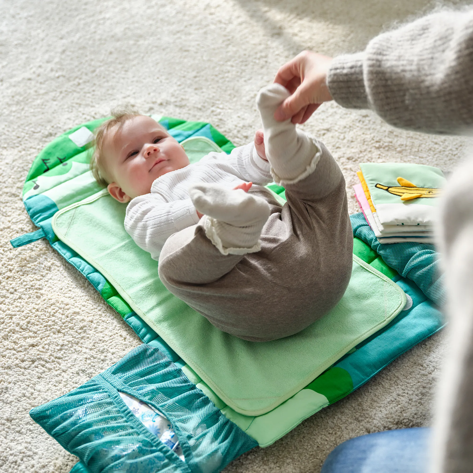 Polyurethane child protective pads